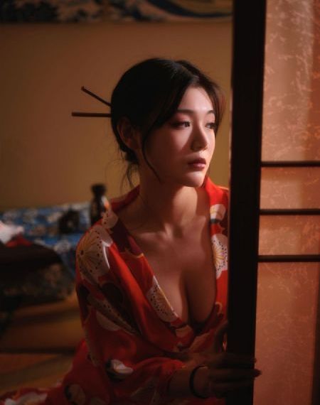 欧美风暴短片_720动漫免费观看