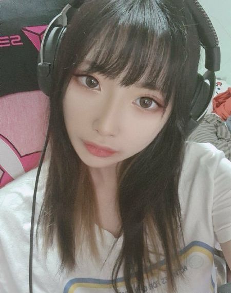 欧美女装店铺起名_720动漫在线观看